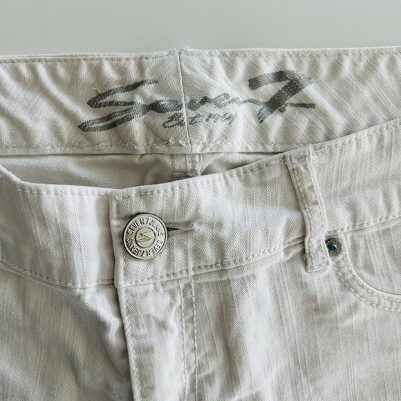 Seven7 Denim Shorts Women 14 Mid Rise Stretch Quality Denim 2000s Y2k - Picture 2 of 9